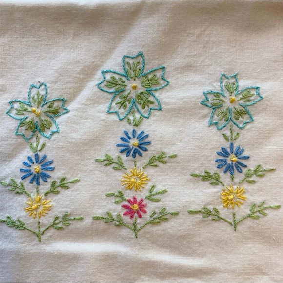 Embroidered Floral Pillowcases - Picture 3 of 8